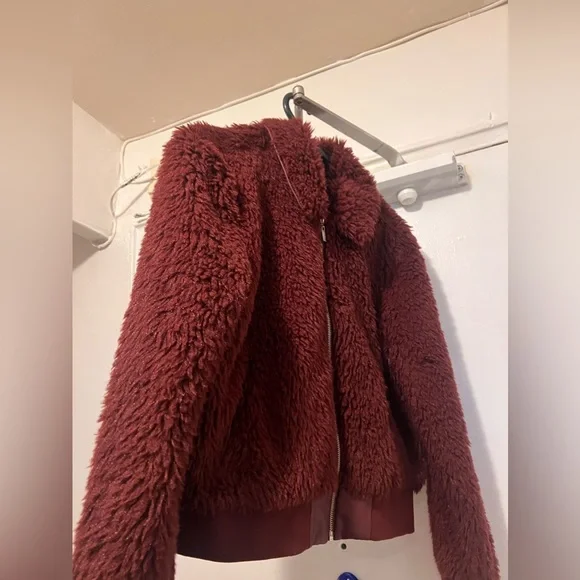 GUESS Fur Jacket - Picture 5 of 13